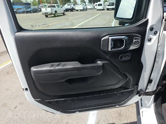 2026 Jeep Wrangler 4 Door Rubicon - miniatura 9