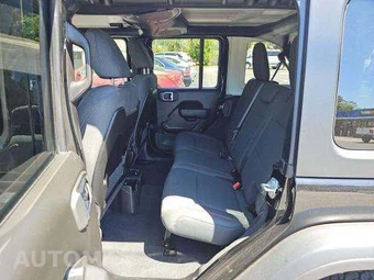 2026 Jeep Wrangler 4 Door Rubicon - miniatura 13
