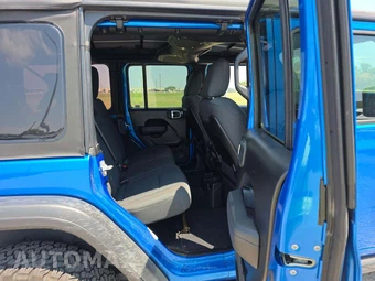 2026 Jeep Wrangler 4 Door Rubicon - miniatura 13