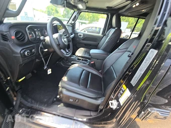 2026 Jeep Wrangler 4 Door Rubicon - miniatura 7