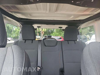 2026 Jeep Wrangler 4 Door Rubicon - miniatura 8