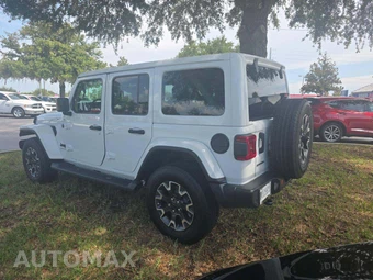 2026 Jeep Wrangler 4 Door Sahara - miniatura 2