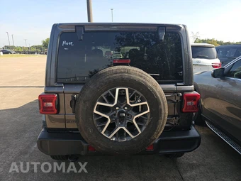 2026 Jeep Wrangler 4 Door Sahara - miniatura 5
