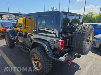 2026 Jeep Wrangler 4 Door Sahara - miniatura 6