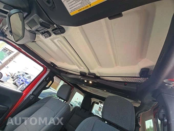 2026 Jeep Wrangler 4 Door Sahara - miniatura 8