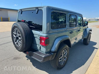 2026 Jeep Wrangler 4 Door Sahara - miniatura 6