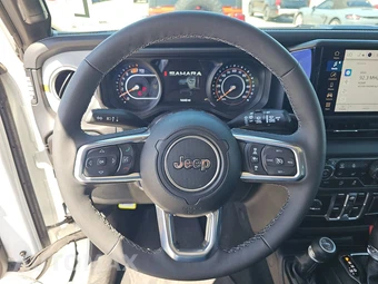 2026 Jeep Wrangler 4 Door Sahara - miniatura 10