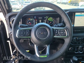 2026 Jeep Wrangler 4 Door Sahara - miniatura 10