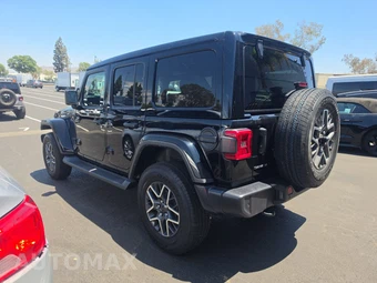 2026 Jeep Wrangler 4 Door Sahara - miniatura 6
