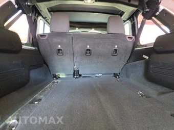 2026 Jeep Wrangler 4 Door Sahara - miniatura 16