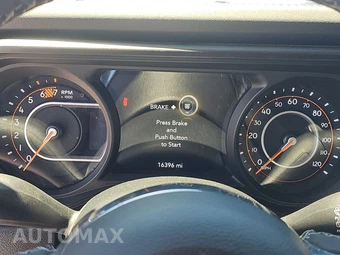 2026 Jeep Wrangler 4 Door Sahara - miniatura 12