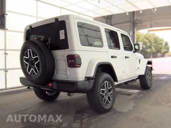 2026 Jeep Wrangler 4 Door Sahara - miniatura 4