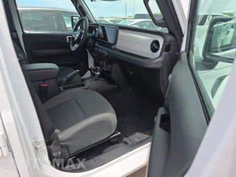 2026 Jeep Wrangler 4 Door Sahara - miniatura 8