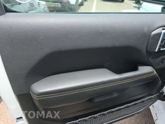2026 Jeep Wrangler 4 Door Sahara - miniatura 9