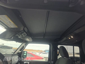 2026 Jeep Wrangler 4 Door Sahara - miniatura 18