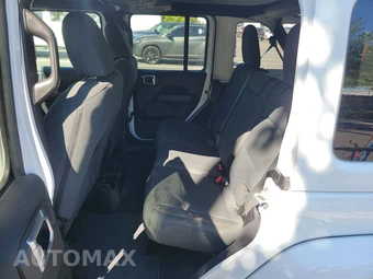 2026 Jeep Wrangler 4 Door Sahara - miniatura 13