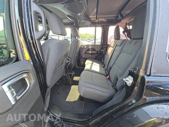 2026 Jeep Wrangler 4 Door Sahara - miniatura 13