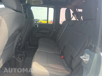 2026 Jeep Wrangler 4 Door Sahara - miniatura 13