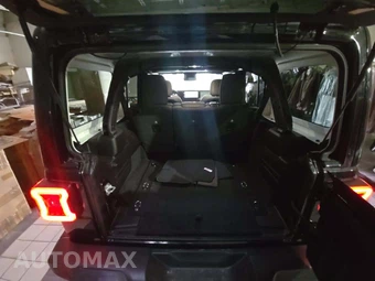 2026 Jeep Wrangler 4 Door Sahara - miniatura 14