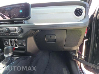 2026 Jeep Wrangler 4 Door Sahara - miniatura 19