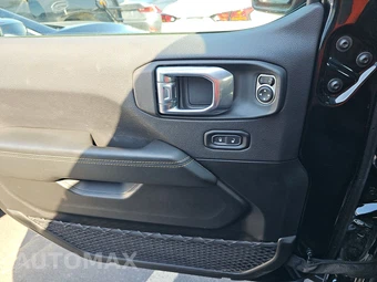 2026 Jeep Wrangler 4 Door Sahara - miniatura 15