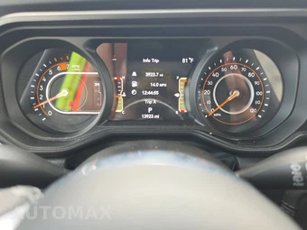 2026 Jeep Wrangler 4 Door Sahara - miniatura 12