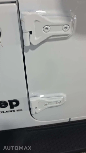 2026 Jeep Wrangler 4 Door Sahara - miniatura 19
