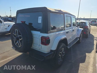 2026 Jeep Wrangler 4 Door Sahara - miniatura 4