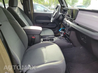 2026 Jeep Wrangler 4 Door Sahara - miniatura 8