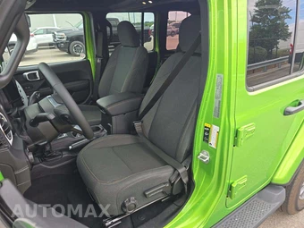 2026 Jeep Wrangler 4 Door Sahara - miniatura 3