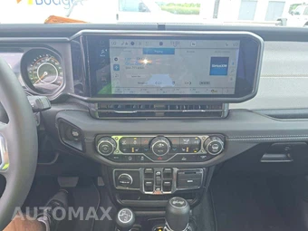 2026 Jeep Wrangler 4 Door Sahara - miniatura 7