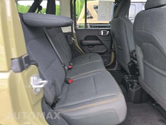 2026 Jeep Wrangler 4 Door Sahara - miniatura 16