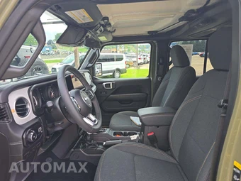 2026 Jeep Wrangler 4 Door Sahara - miniatura 6