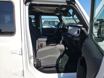 2026 Jeep Wrangler 4 Door Sahara - miniatura 8