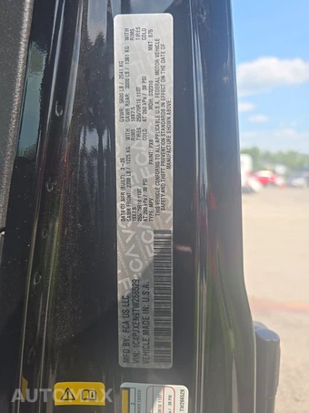 2026 Jeep Wrangler 4 Door Sahara - miniatura 14