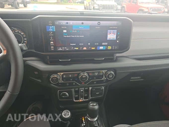2026 Jeep Wrangler 4 Door Sahara - miniatura 7