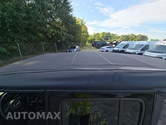 2026 Jeep Wrangler 4 Door Sport - miniatura 9