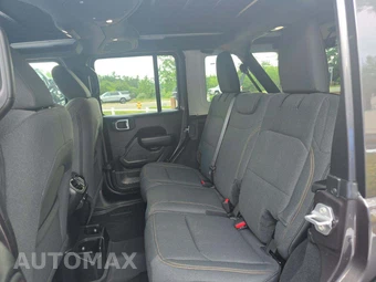 2026 Jeep Wrangler 4 Door Willys - miniatura 13