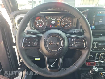 2026 Jeep Wrangler 4 Door Willys - miniatura 10