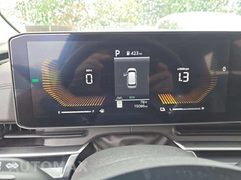 2026 Kia Carnival Hybrid MPV LXS 121.7" WB - miniatura 9