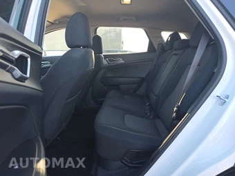 2026 Kia Carnival Hybrid MPV LXS 121.7" WB - miniatura 13