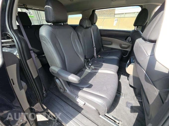 2026 Kia Carnival MPV LXS 121.7" WB - miniatura 17