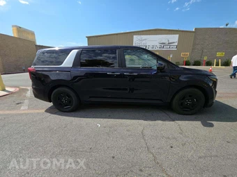2026 Kia Carnival MPV LXS 121.7" WB - miniatura 4