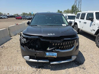 2026 Kia Carnival MPV LXS 121.7" WB - miniatura 2