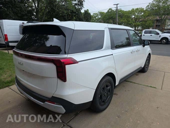 2026 Kia Carnival MPV LXS 121.7" WB - miniatura 3