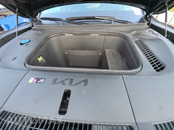2026 Kia EV9 Light Long Range - miniatura 16