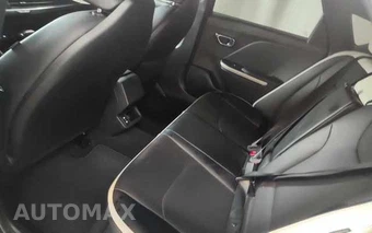 2026 Kia K4 GT-Line Sedan - miniatura 12