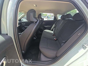 2026 Kia K4 LXS Sedan - miniatura 10