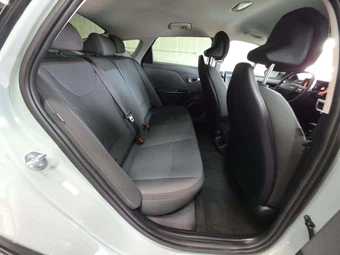 2026 Kia K4 LXS Sedan - miniatura 13