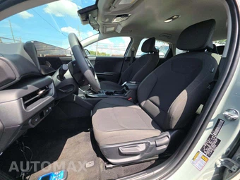 2026 Kia K4 LXS Sedan - miniatura 6